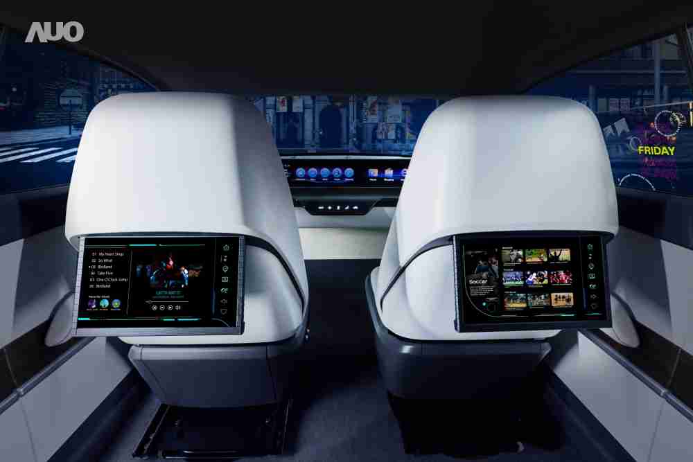 巨星国际新一代Smart Cockpit 2024，，以Micro LED先进显示技术优势，，创建〝可卷式后座娱乐显示器〞，，，，仅在互动时才显示出所需画面及信息，，，扩充更丰富的娱乐和交互信息服务，，，，获国际奖项荣耀